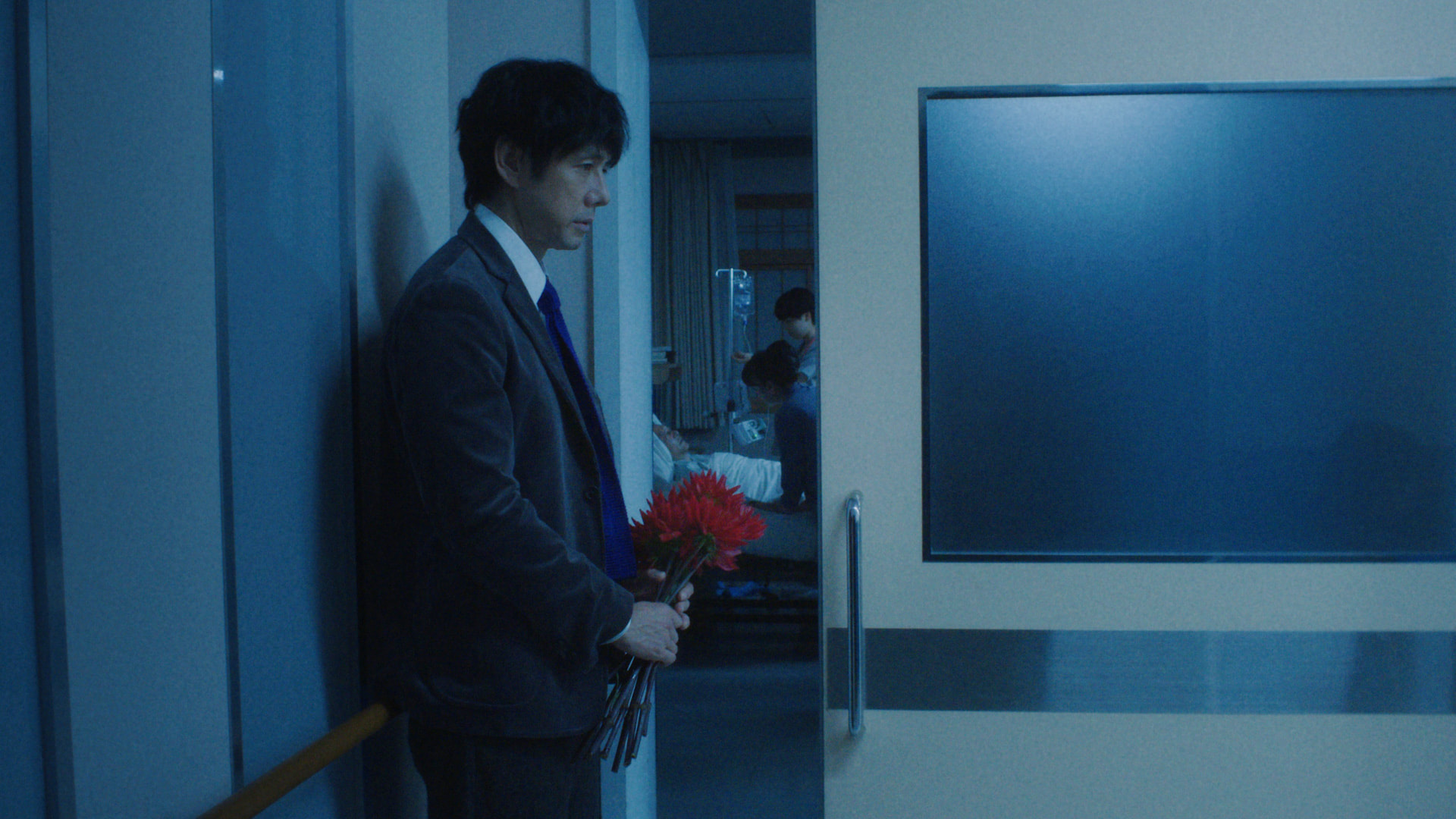 Hidetoshi Nishijima in "Sunny"