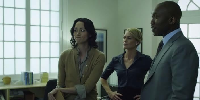 1756704012941223.jpg MV5BMDYyMmU2OGUtMzVmZC00N2MxLTkwMWYtNTRkYzVmMzllNWRlXkEyXkFqcGc@._V1_FMjpg_UX704_.jpg