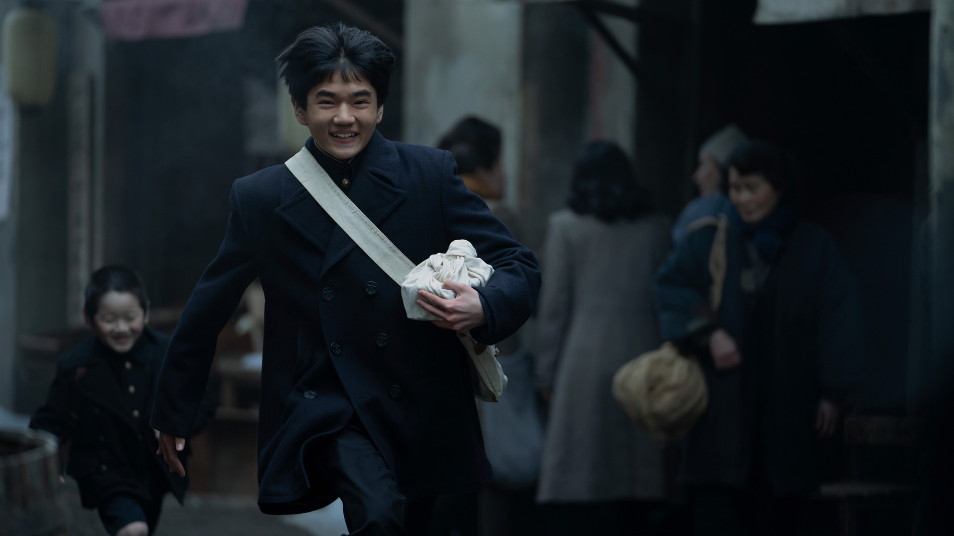 Eunseong Kwon and Kang Hoon Kim in "Pachinko"