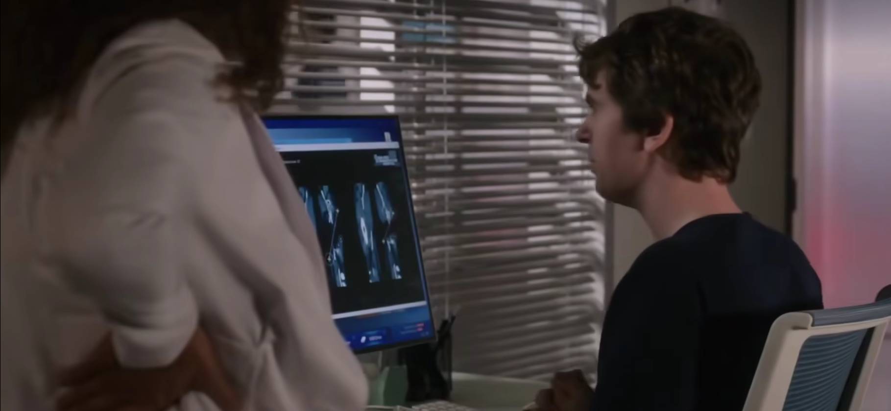 屏幕截图 2025-10-13 094224.png